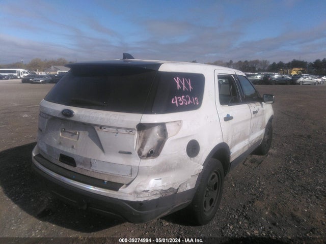 Ford Police Interceptor Utility 2018 1FM5K8ARXJGA26802 Image 4