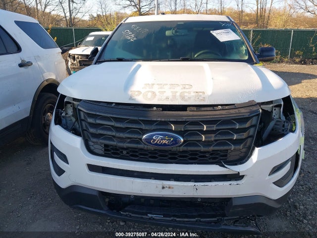 Ford Police Interceptor Utility 2018 1FM5K8AR7JGC74988 Image 12