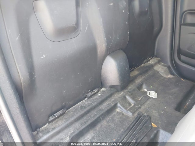 Chevrolet Colorado 2018 1GCHSAEAXJ1284124 Image 8