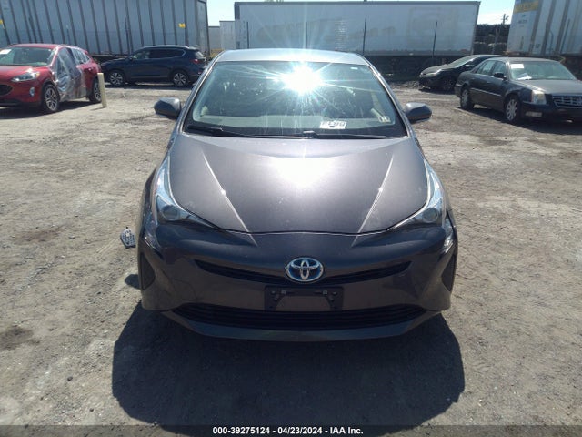 Toyota Prius Two 2016 JTDKBRFU3G3010323 Image 12