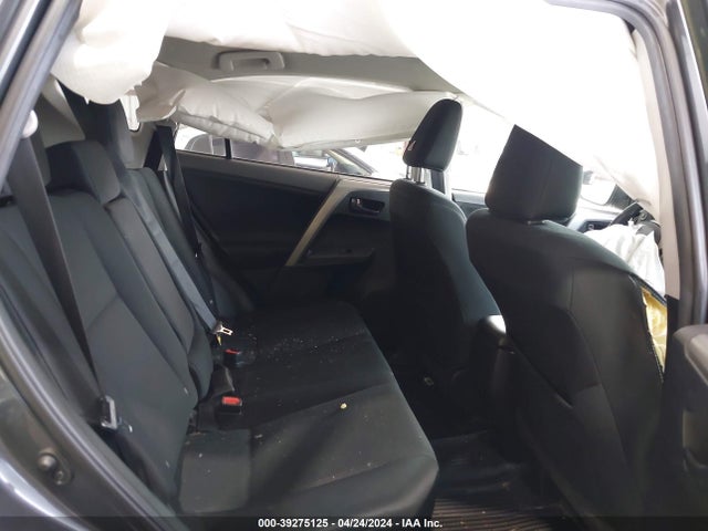 Toyota RAV4 LE 2018 2T3ZFREV3JW457834 Image 8
