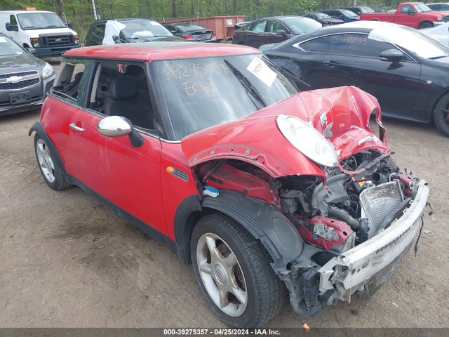 2005 MINI COOPER WMWRC33575TK62351 Photo 0