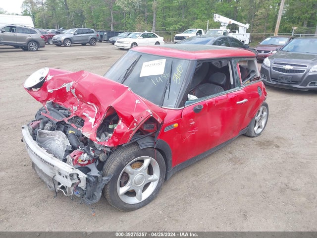 2005 MINI COOPER WMWRC33575TK62351 Photo 1