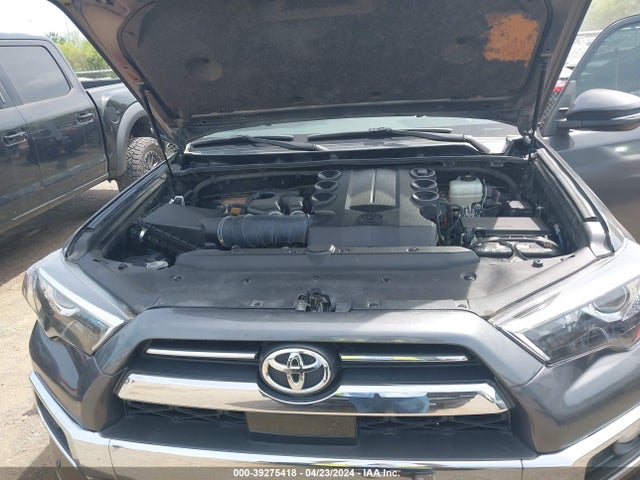 Toyota 4runner Limited 2020 JTEBU5JR3L5803363 Image 10