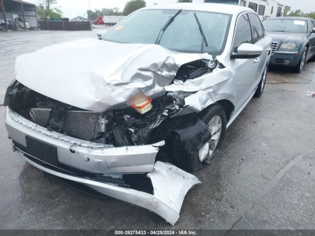 1VWAS7A39GC036095 Volkswagen Passat 1.8t S