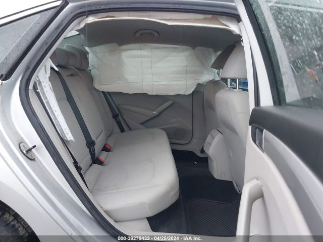 1VWAS7A39GC036095 Volkswagen Passat 1.8t S