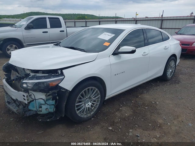 Chevrolet MALIBU LT 2018 1G1ZD5STXJF246920 Image 2