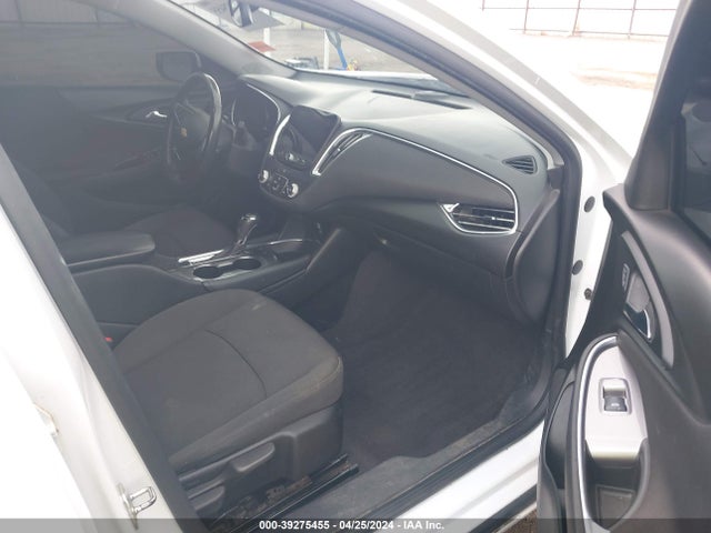 Chevrolet MALIBU LT 2018 1G1ZD5STXJF246920 Image 5