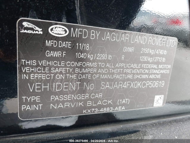 2019 JAGUAR XE SAJAR4FX0KCP50619 Photo 8