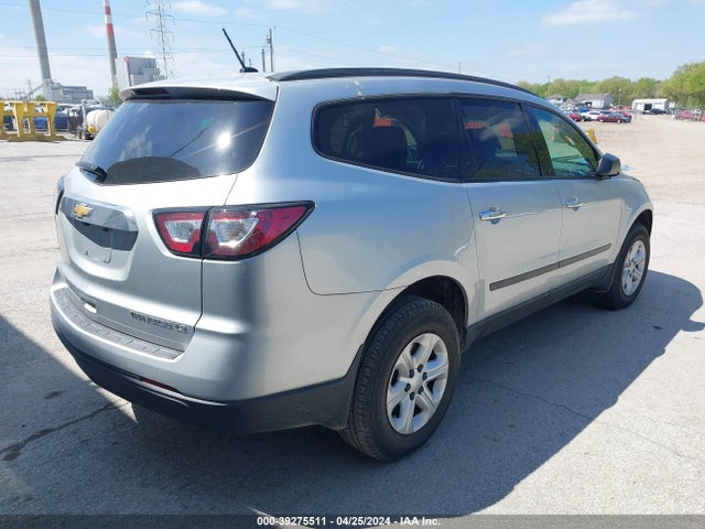 Chevrolet Traverse Ls 2015 1GNKRFKD4FJ322085 Image 4