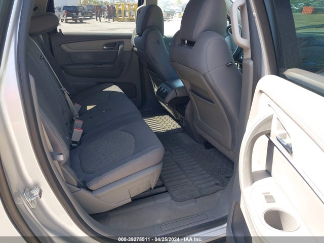 Chevrolet Traverse Ls 2015 1GNKRFKD4FJ322085 Image 8