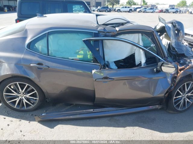 4T1F31AK2PU611136 Toyota Camry Xle Hybrid