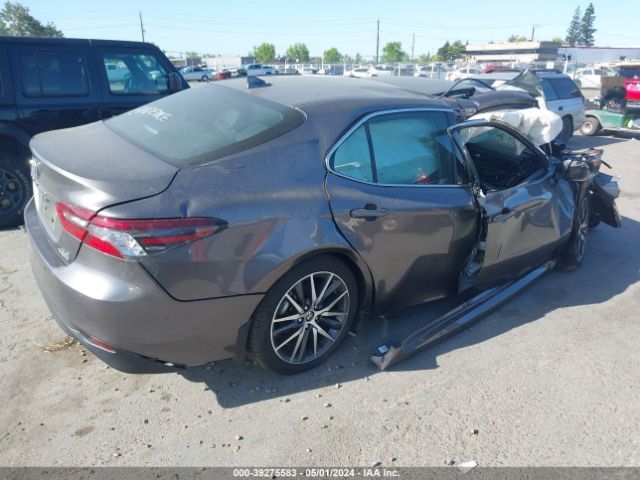 4T1F31AK2PU611136 Toyota Camry Xle Hybrid