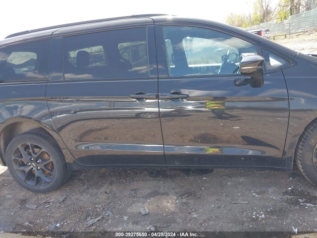 2C4RC3GG3MR586613 Chrysler Pacifica Limited Awd