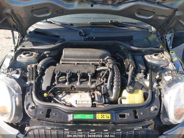 2010 MINI COOPER S CLUBMAN WMWMM3C50ATP75698 Photo 9