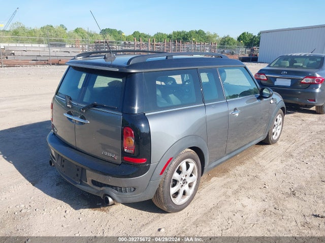 2010 MINI COOPER S CLUBMAN WMWMM3C50ATP75698 Photo 3