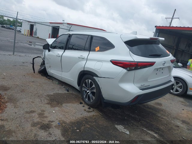 Toyota Highlander Xle 2023 5TDKDRAH1PS027513 Image 3