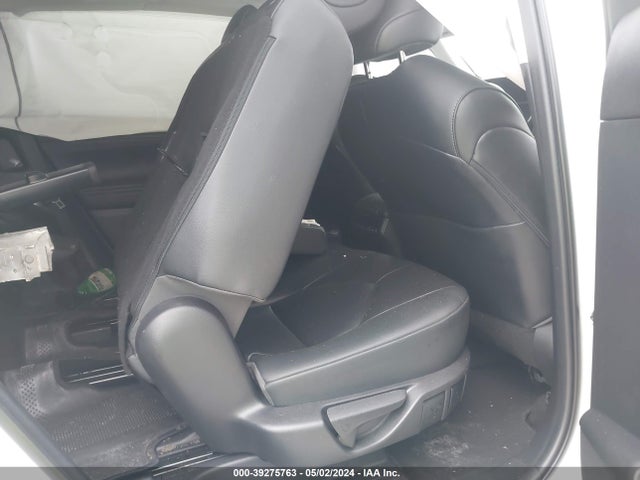 Toyota Highlander Xle 2023 5TDKDRAH1PS027513 Image 8