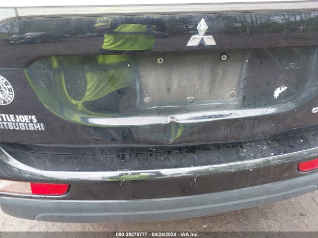 JA4AD2A38EZ000449 Mitsubishi Outlander Es