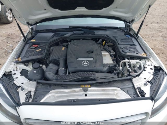 55SWF4JB6FU075892 Mercedes-Benz C 300 Luxury/sport