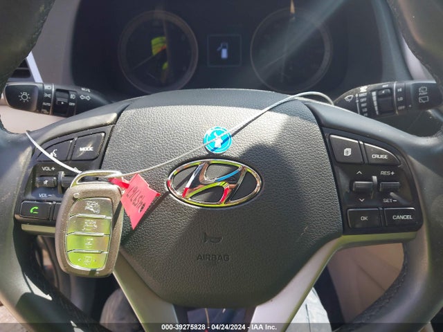 Hyundai Tucson Se Plus 2017 KM8J33A48HU381059 Image 11