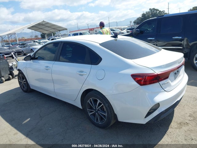 KIA Forte Lxs 2023 3KPF24AD2PE538875 Image 3