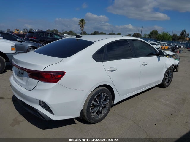 KIA Forte Lxs 2023 3KPF24AD2PE538875 Image 4