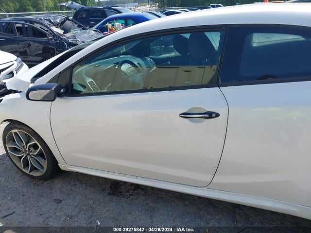 KIA Forte Koup Sx 2016 KNAFZ6A31G5583460 Image 14