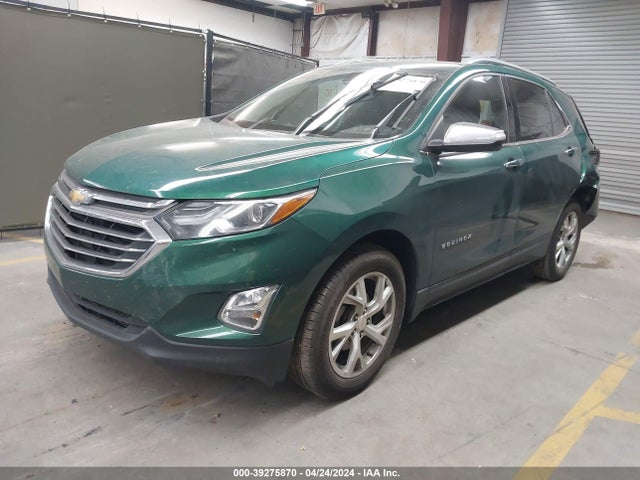 Chevrolet Equinox Premier 2018 2GNAXMEV8J6352819 Image 2