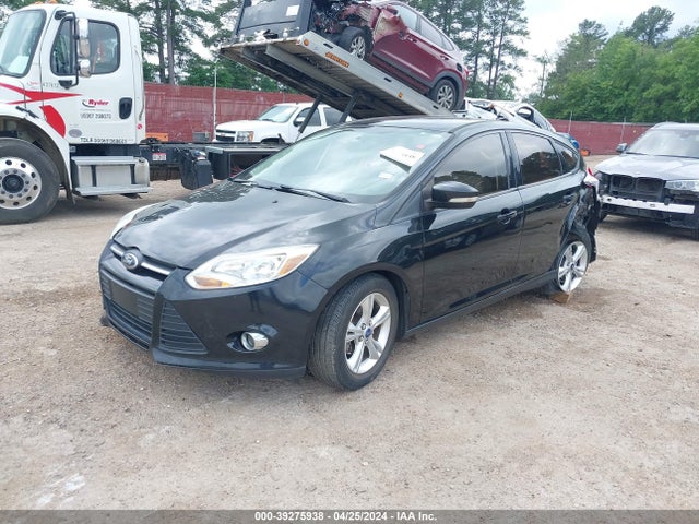 Ford FOCUS SE 2014 1FADP3K25EL183288 Image 2