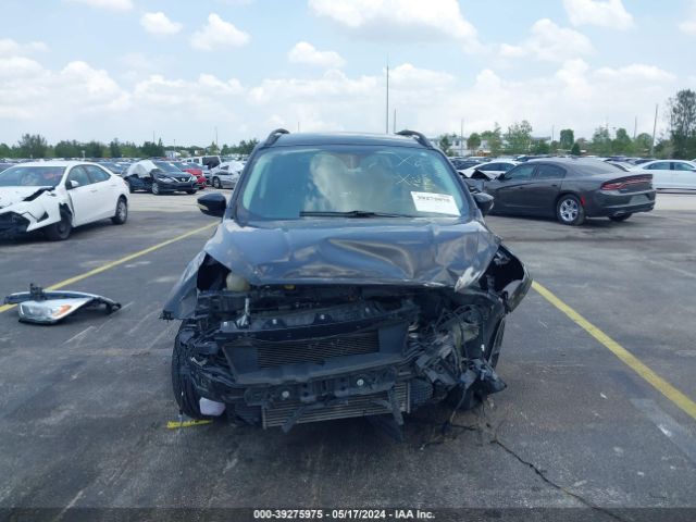 1FMCU0J93HUB74028 Ford Escape Titanium