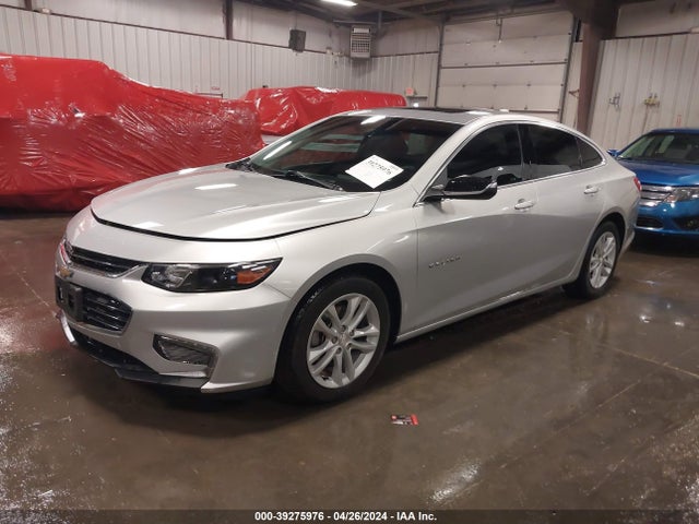 Chevrolet MALIBU LT 2018 1G1ZD5ST3JF230039 Image 2