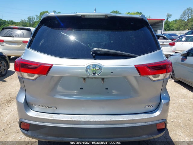 Toyota Highlander Xle 2017 5TDKZRFH0HS226662 Image 17