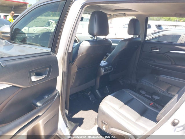 Toyota Highlander Xle 2017 5TDKZRFH0HS226662 Image 8