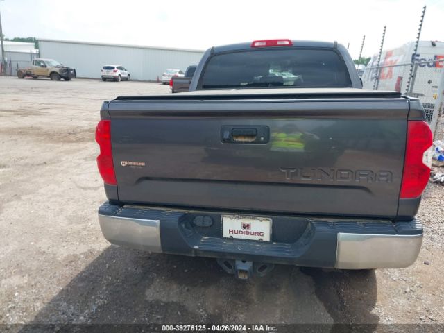 5TFEM5F1XJX124860 Toyota Tundra Sr5 4.6l V8