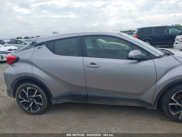 Toyota C-HR XLE 2019 JTNKHMBX7K1033136 Image 13