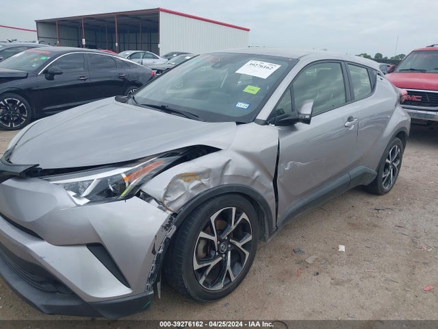 Toyota C-HR XLE 2019 JTNKHMBX7K1033136 Image 6