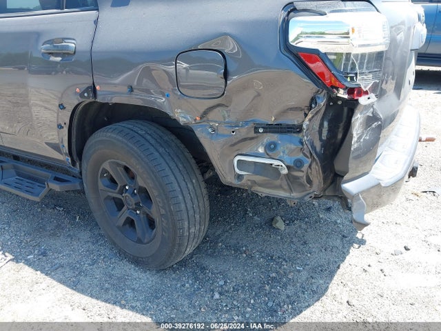 Toyota 4RUNNER SR5 2015 JTEZU5JR6F5099677 Image 6