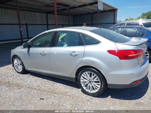 Ford Focus Titanium 2018 1FADP3J25JL323559 Image 3