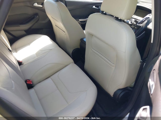 Ford Focus Titanium 2018 1FADP3J25JL323559 Image 8
