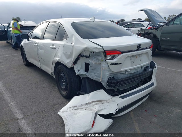 Toyota COROLLA LE 2021 JTDEPMAE4MJ167335 Image 3