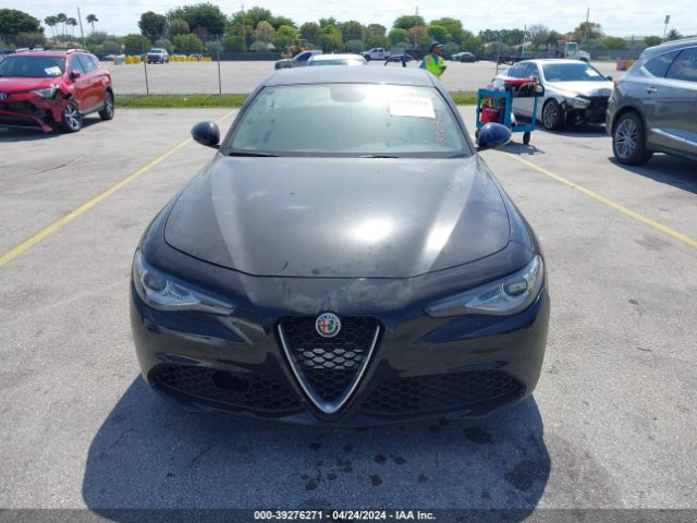 ZARFAMAN1K7600518 Alfa Romeo Giulia Sport Rwd