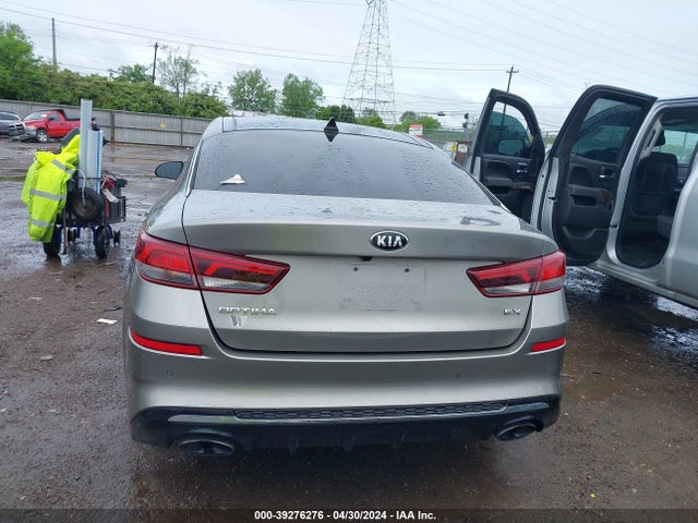 KIA OPTIMA EX 2019 5XXGU4L18KG297938 Image 16