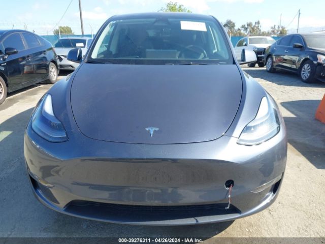 7SAYGAEE5PF836152 Tesla Model Y