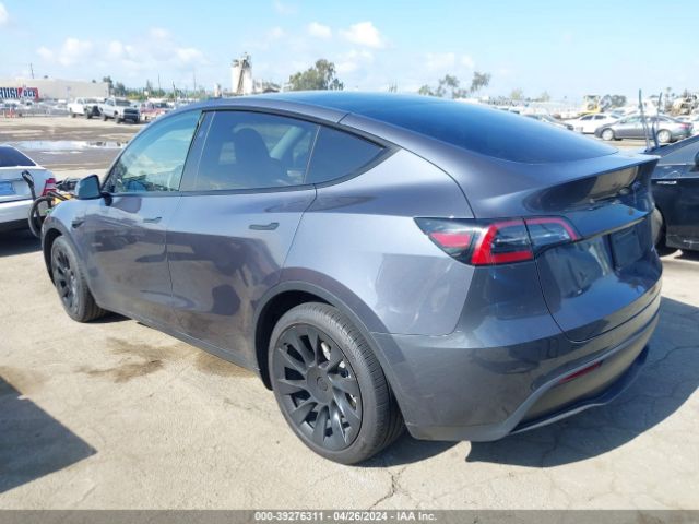 7SAYGAEE5PF836152 Tesla Model Y