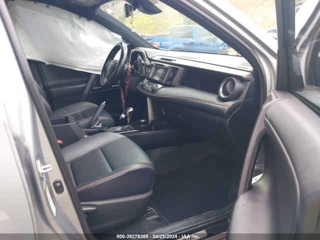 Toyota RAV4 SE 2018 2T3NFREVXJW521348 Image 5