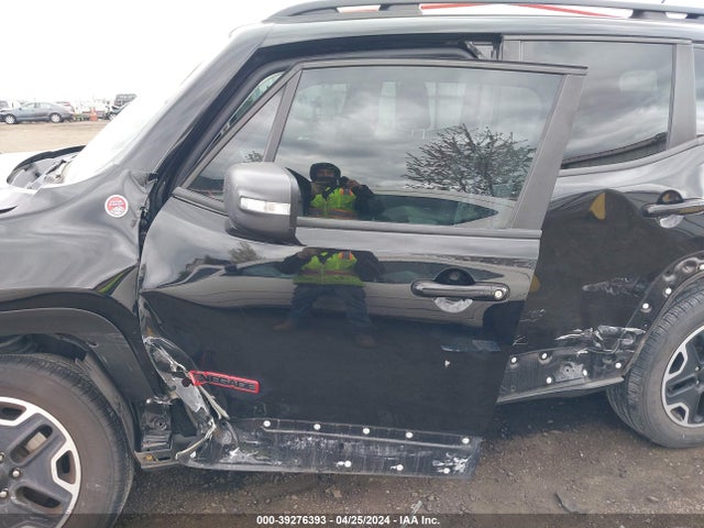 ZACCJBCT8GPC83165 Jeep Renegade Trailhawk