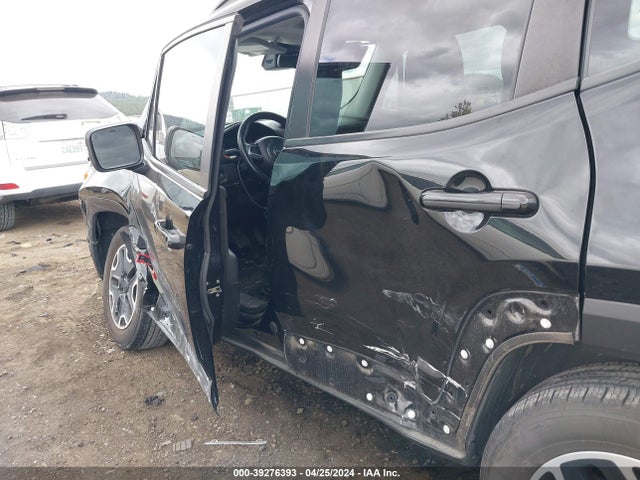 ZACCJBCT8GPC83165 Jeep Renegade Trailhawk
