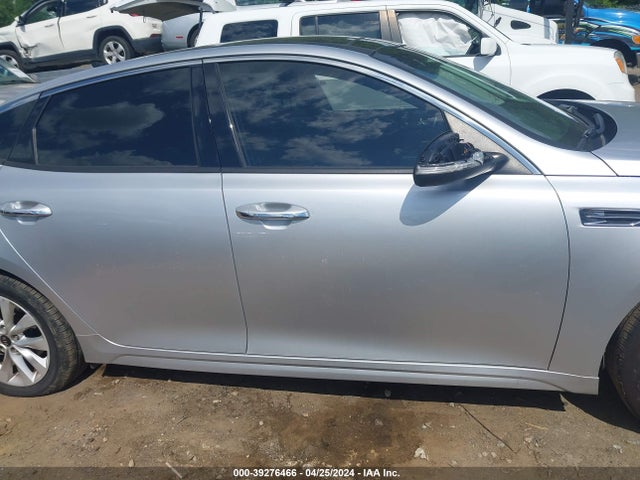 KIA OPTIMA EX 2018 5XXGU4L3XJG182516 Image 13