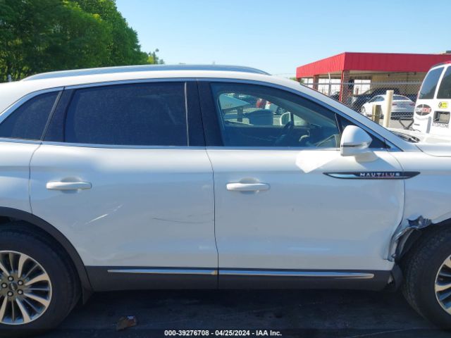 2LMPJ8J94MBL00605 Lincoln Nautilus Standard